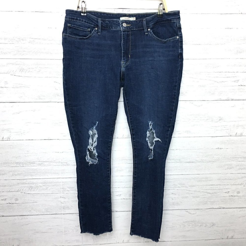 Levi's 711 Women's Skinny Jeans Distressed Stretch Dark Wash size 34 length 28"